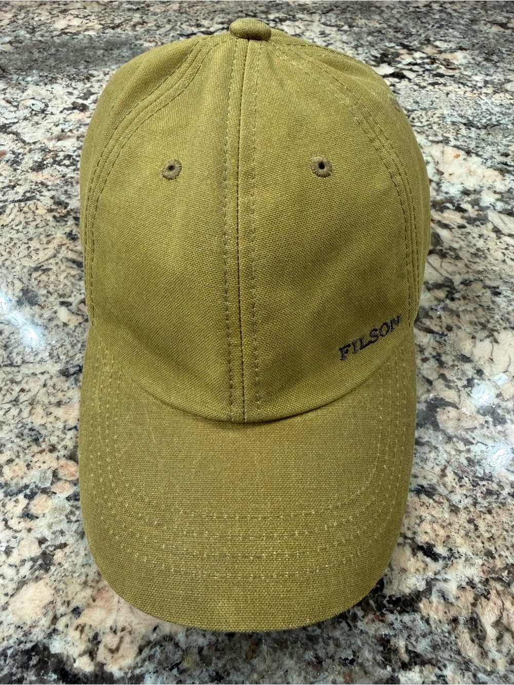 Filson Oil Tin Cloth Low-Profile Cap Ball Cap Hat OS Adjustable Tan